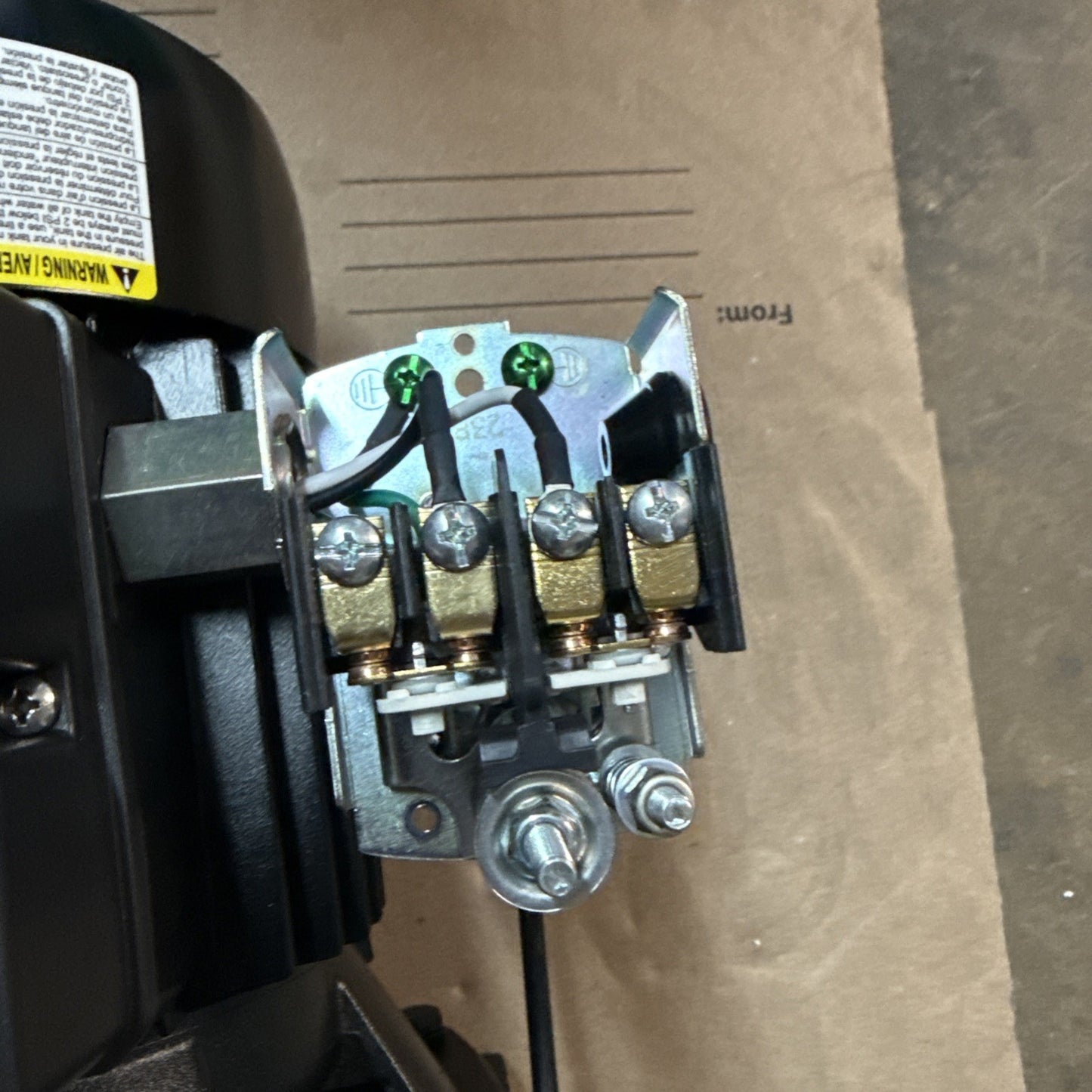 Leo Pump Convertible Well Pump 1 HP : Dual Voltage Motor, Thermal Protection