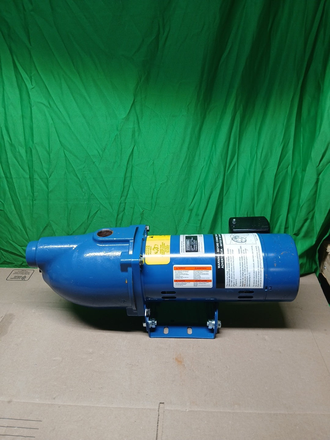 Everbilt 3/4 HP Cast Iron Shallow Well Jet Pump HDSWJ7 as is, *For Parts *