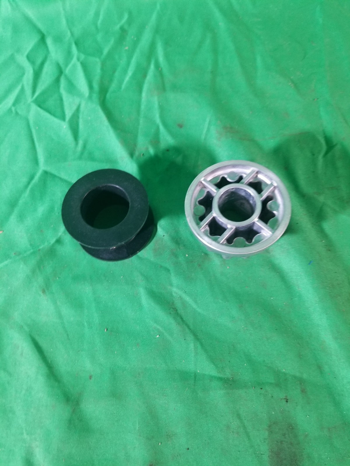 Homelite Ryobi 994873001 Genuine OEM Replacement Riding Mower Steering Wheel Set