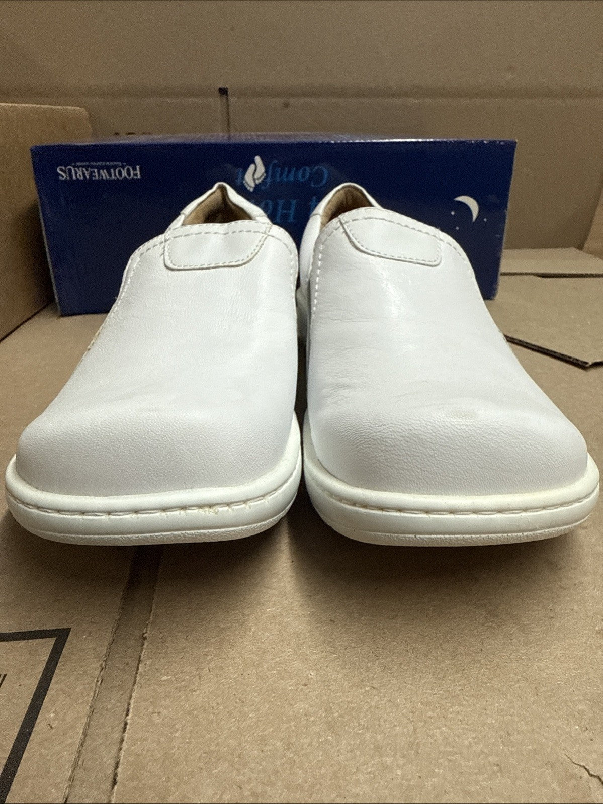 Nurse Mates Women's Slip-On Meredith Slip-Resistant Leather White Size 6.5w