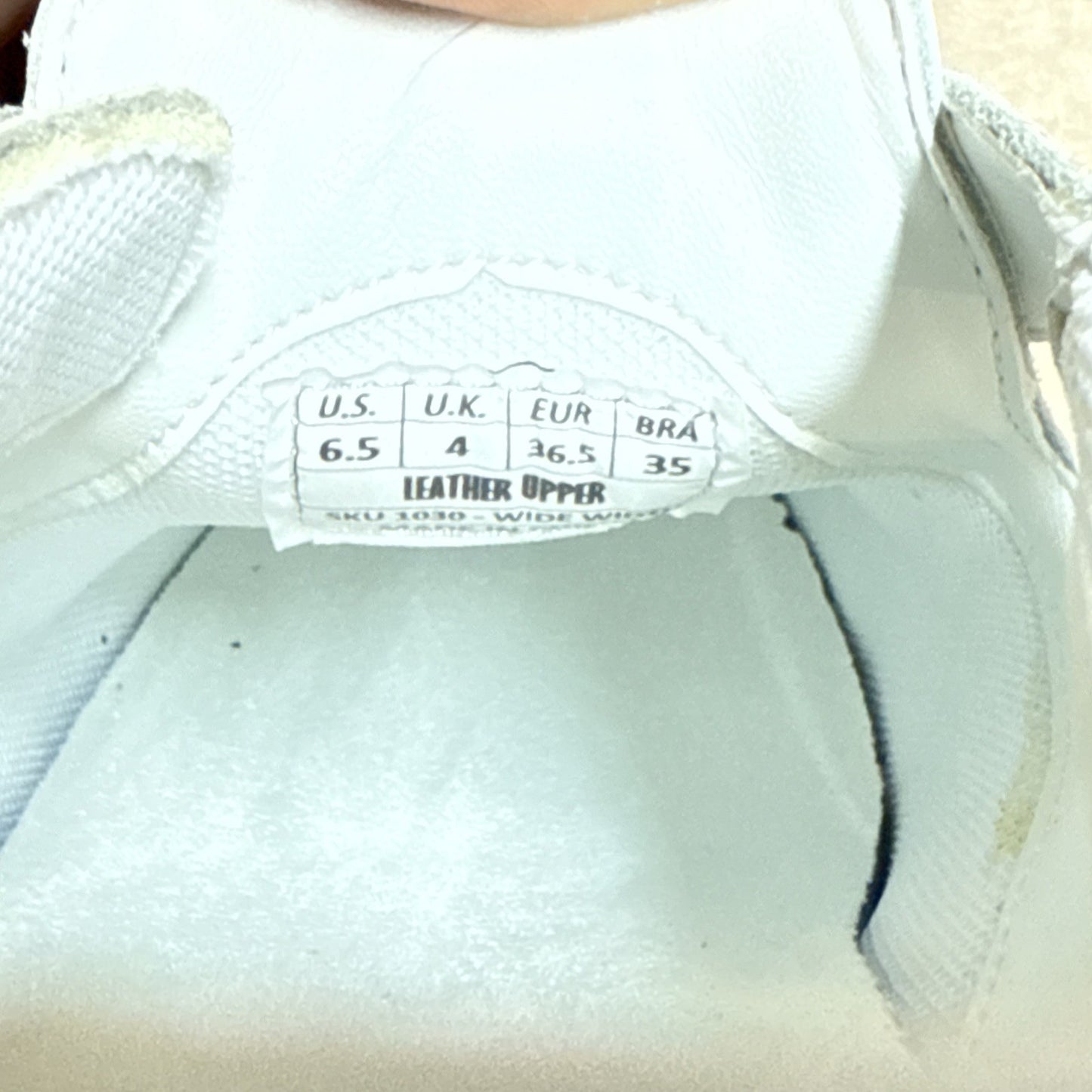 24 HOUR COMFORT Willa Women's Wide Width Leather Shoes size 6.5 nurse