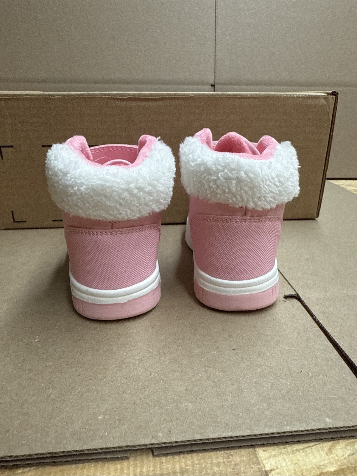 BMCiTYBM Baby Fur Lined Snow Boots pink Strap size 8