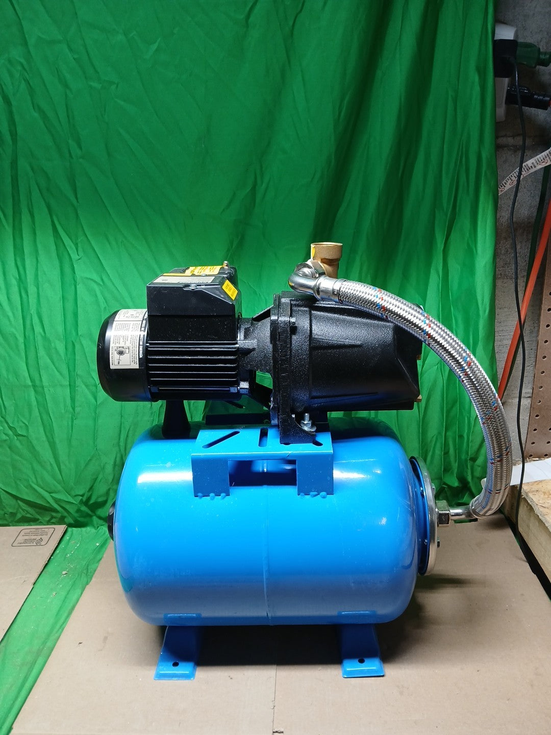 Everbilt 1/2HP Jet Pump/Tank Combo Cast iron with 6 Gallon Tank Used Excellent