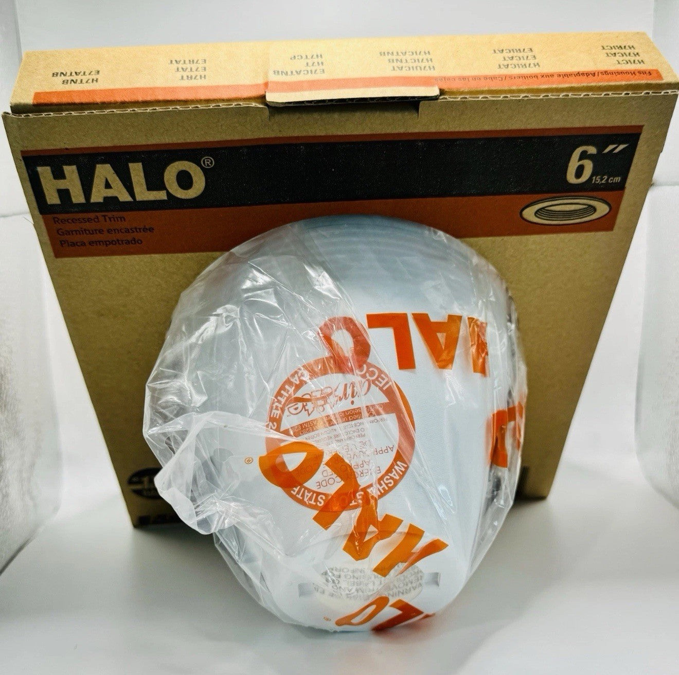 6pk HALO 6125WB 6-in Full Cone Matte White Recessed Coilex Baffle Light Trim-NEW