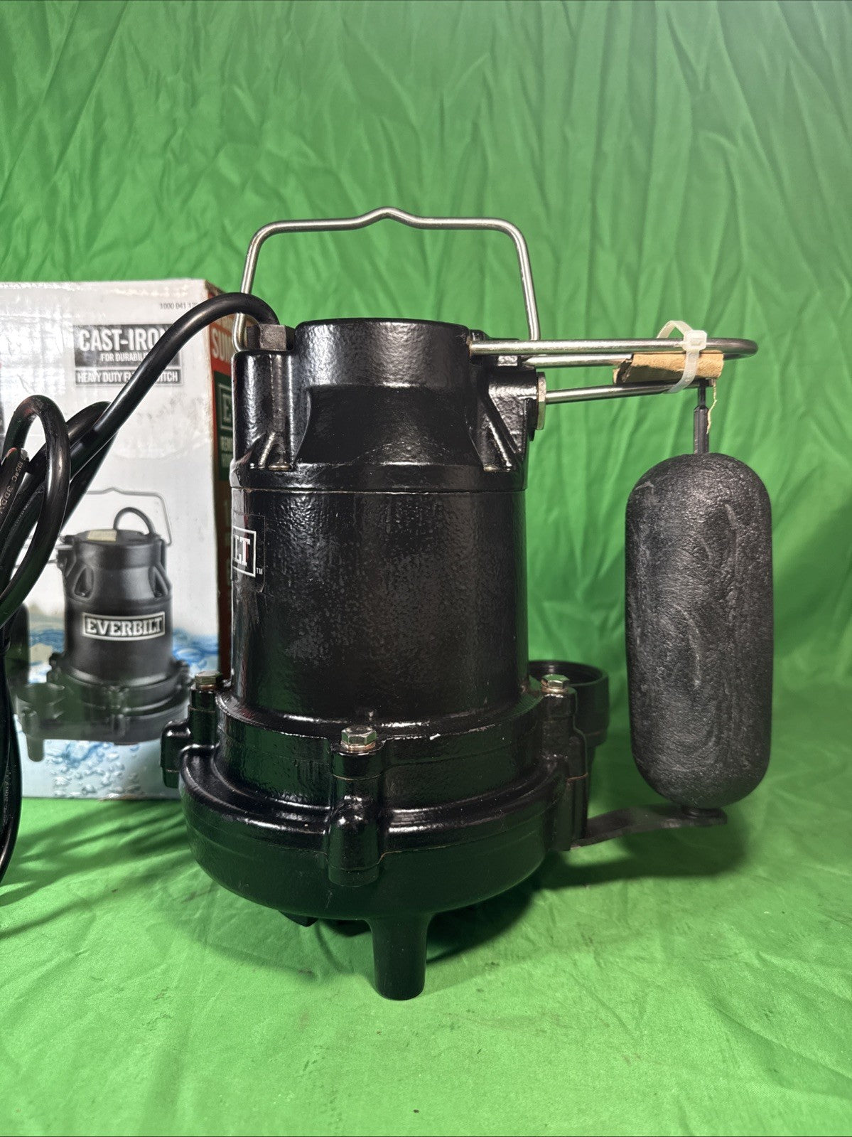 Everbilt 1/2 HP Cast Iron Sump Pump Model # HDS50 OPEN BOX.