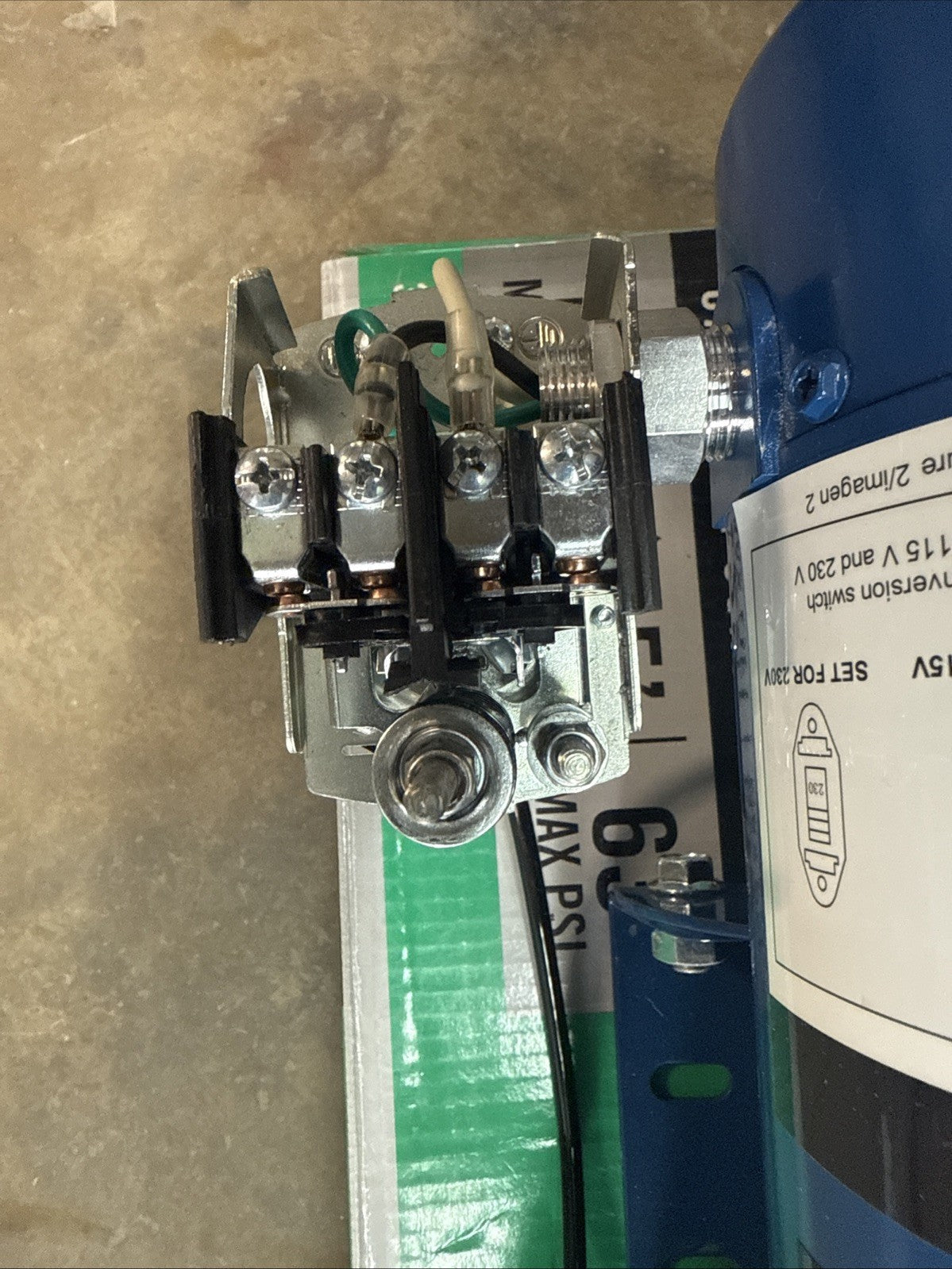 Everbilt Shallow Well Jet Pump Cast Iron 1/2HP HDSWJ5    NEW Open Box