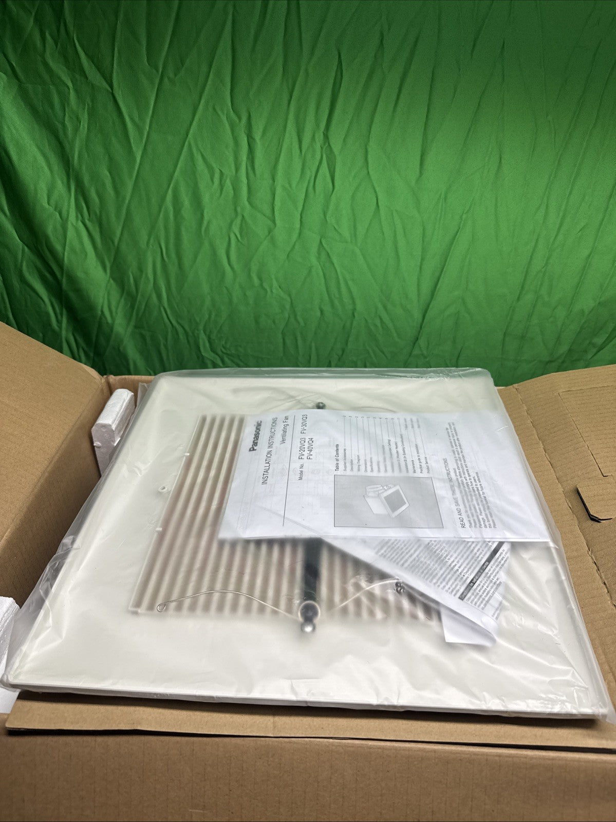 Panasonic WhisperCeiling 190 CFM Ceiling Bathroom Exhaust Fan FV-20VQ3 WHITE