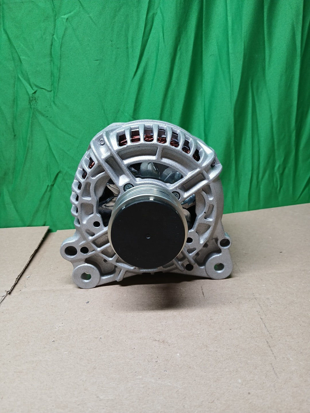 Bosch AL0880X Alternator For Volkswagen Beetle 2004-2010, 12-14 NEW OPEN BOX