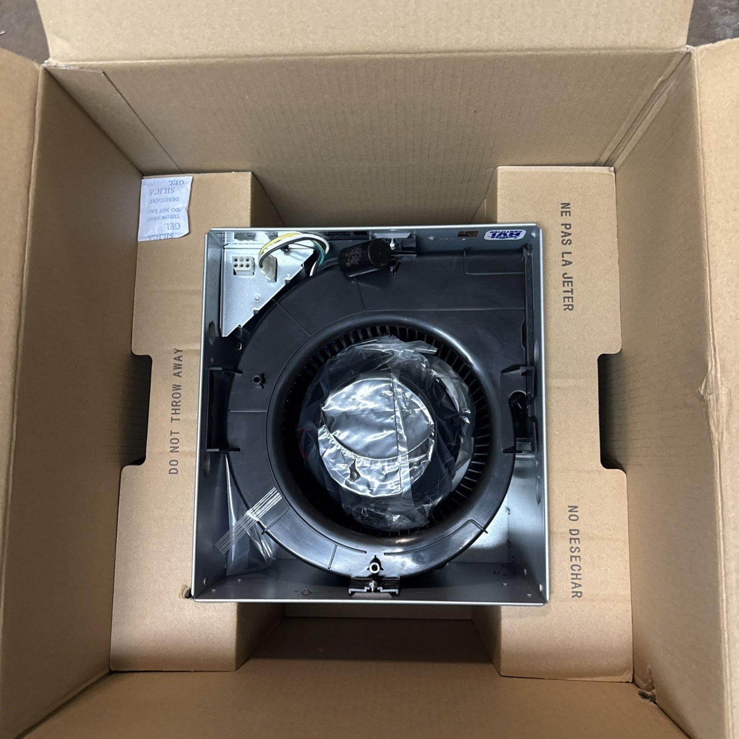 Broan QT130LE 130 CFM 1.5 Sone Ceiling Mounted Bathroom Exhaust - White