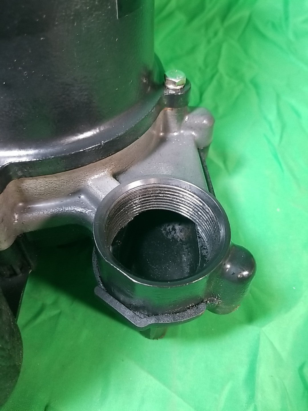 Everbilt 1/3 HP Cast Iron Submersible Sump Pump, USED Excellent Condition