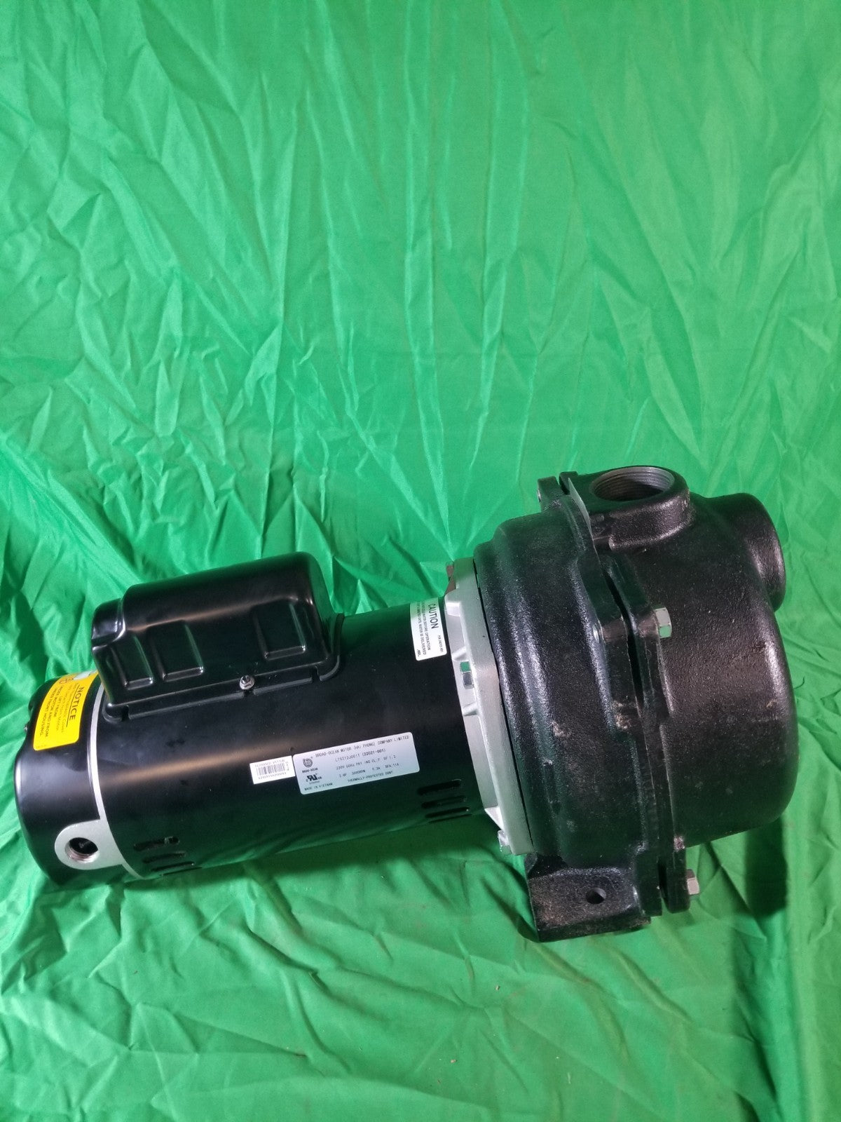 Wayne 2 HP Permanent Lawn Sprinkler Pump New-Open Box