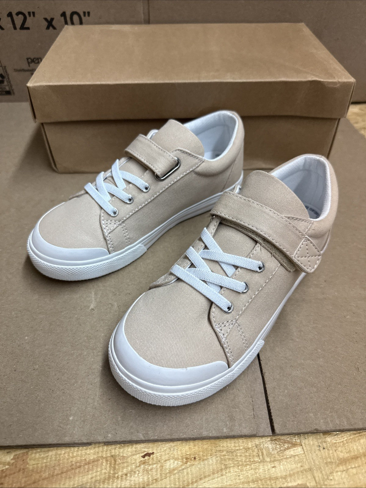 Footmates Youth 2M Jordan Strap Canvas Flats Tennis Sneakers