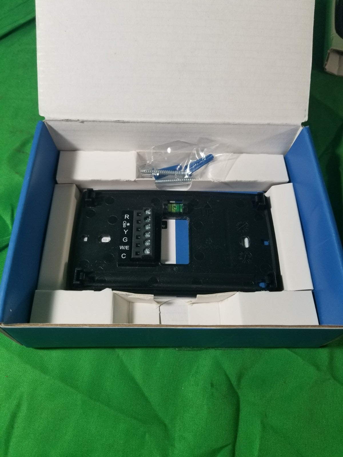 Emerson Sensi Lite ST25 Wi-Fi Smart Programmable Thermostat - Black