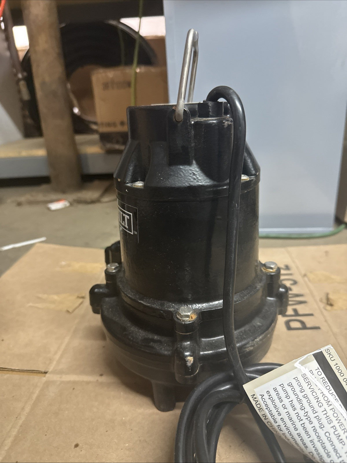 Everbilt 1/2 HP Cast Iron Sump Pump Model # HDS50 Used