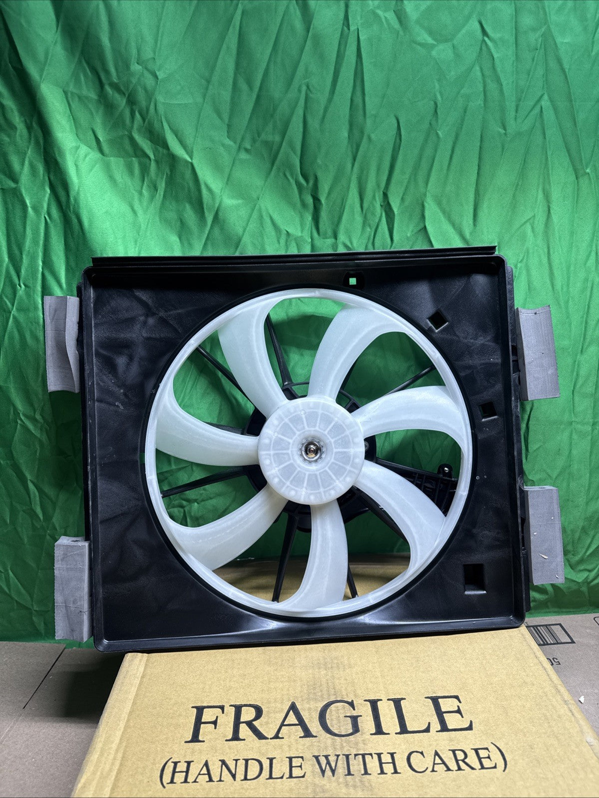 Dorman 620-281 Condenser Fan Assembly Without Controller