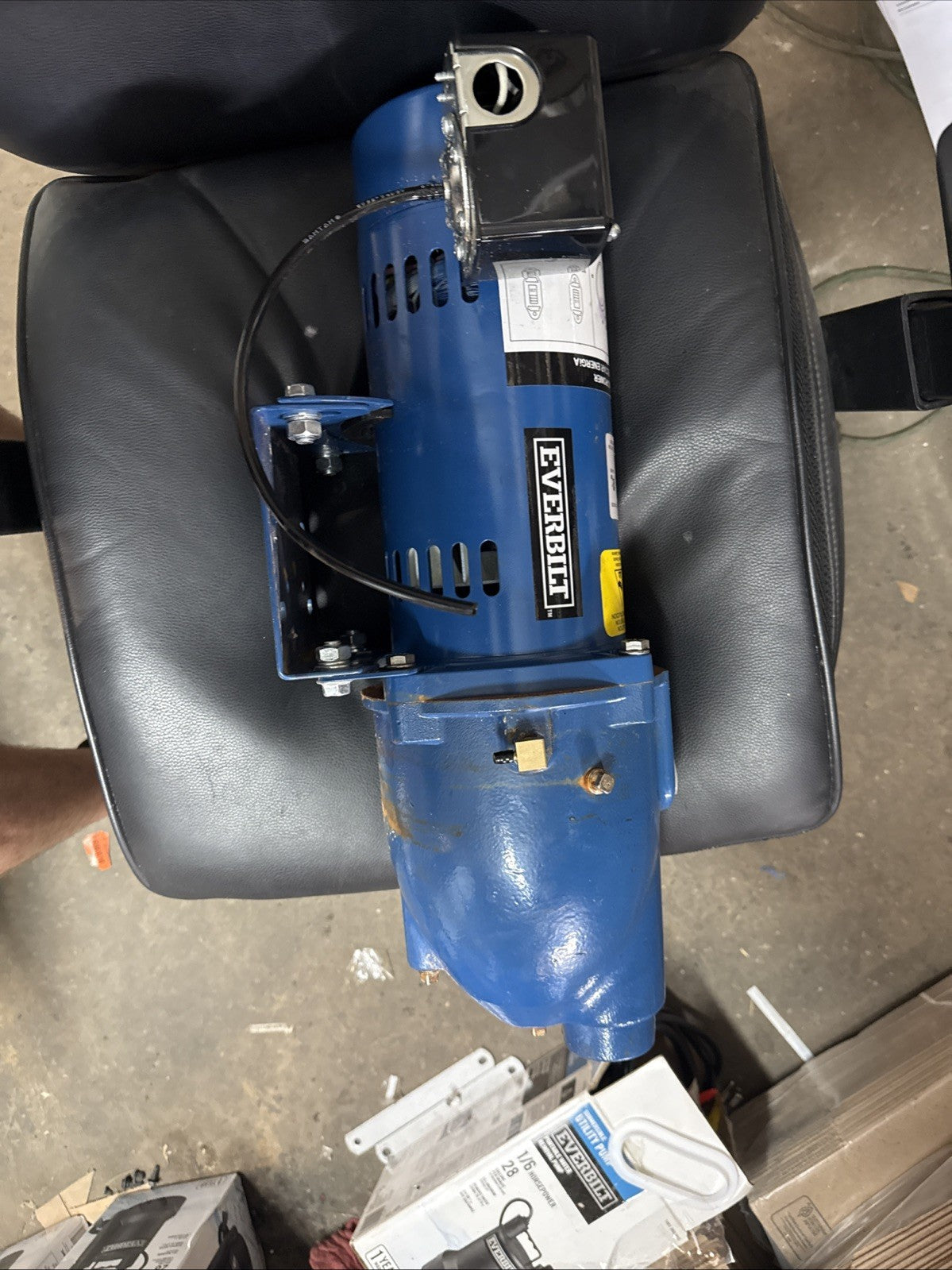 Everbilt 3/4 HP Cast Iron Shallow Well Jet Pump HDSWJ7 as is, *For Parts