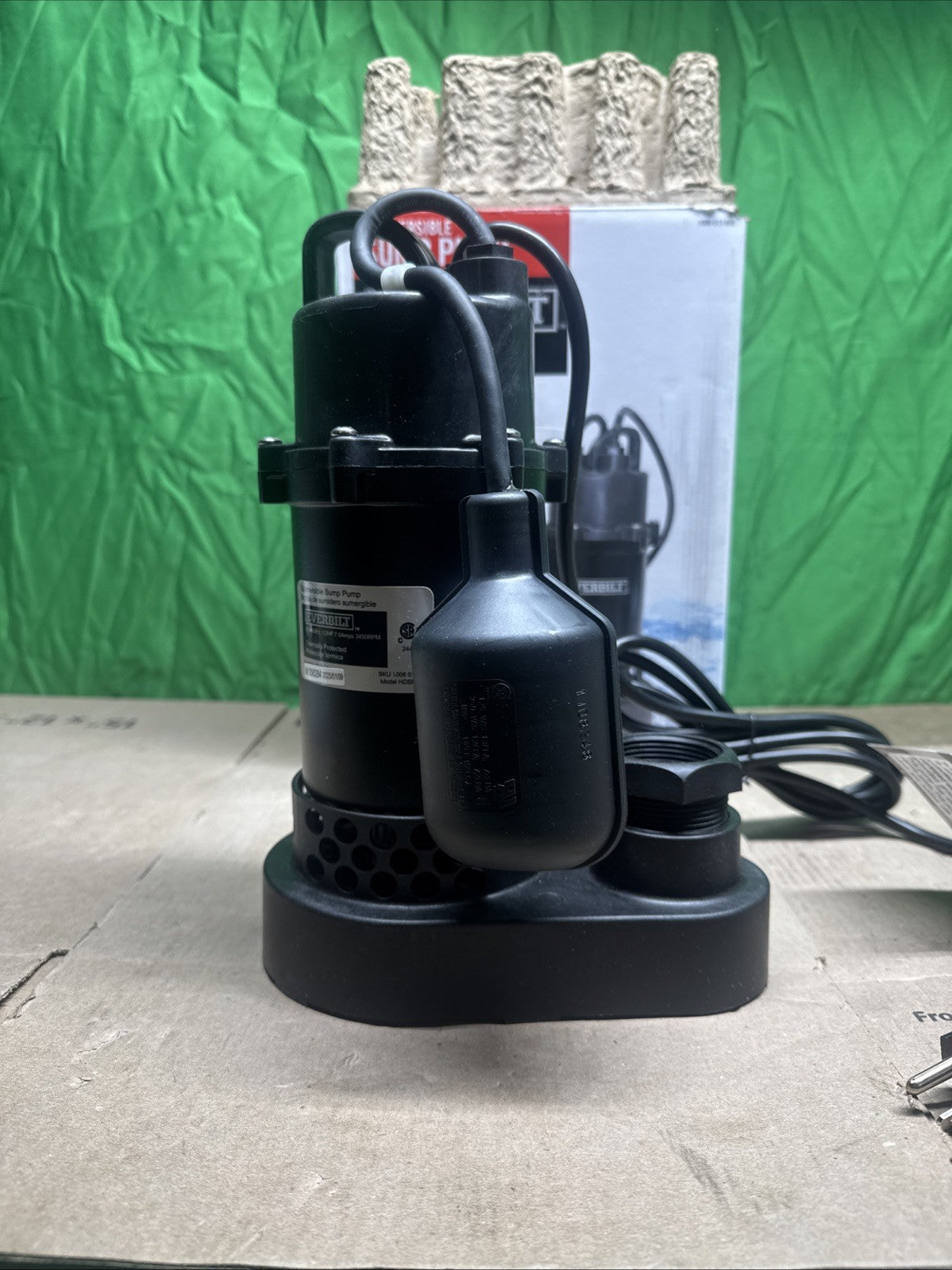 Everbilt HDSP50W 1/2 HP Submersible Aluminum Sump Pump with Tethered Switch