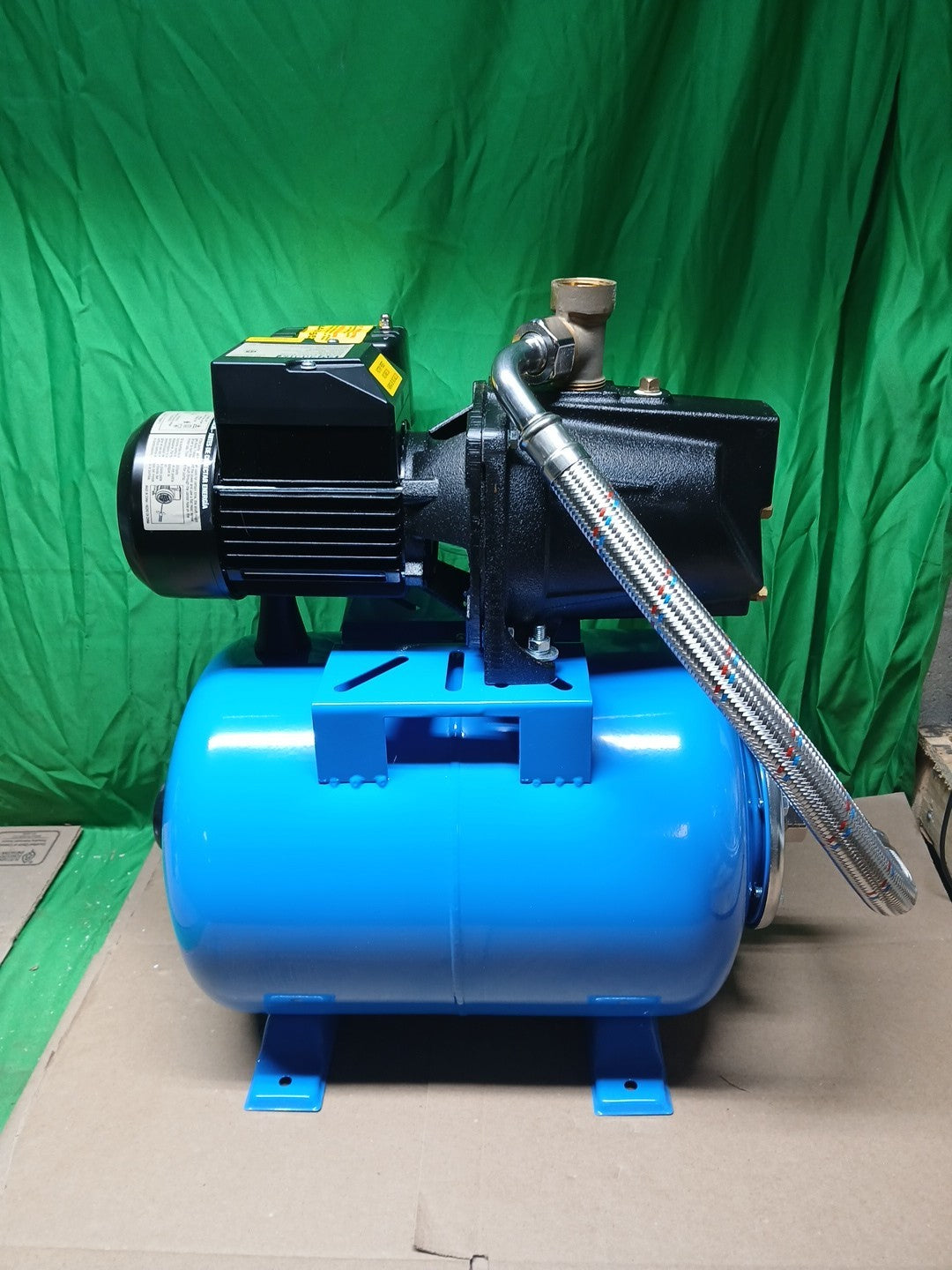 Everbilt 1/2HP Jet Pump/Tank Combo Cast iron with 6 Gallon Tank New OB