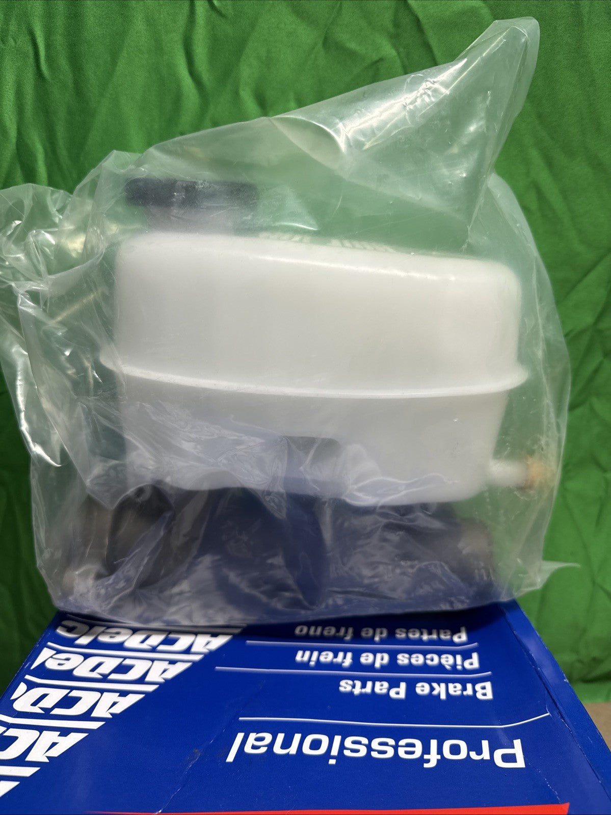 ACDelco Professional ACD#18M2395 GM#19295625 Brake Master Cylinder