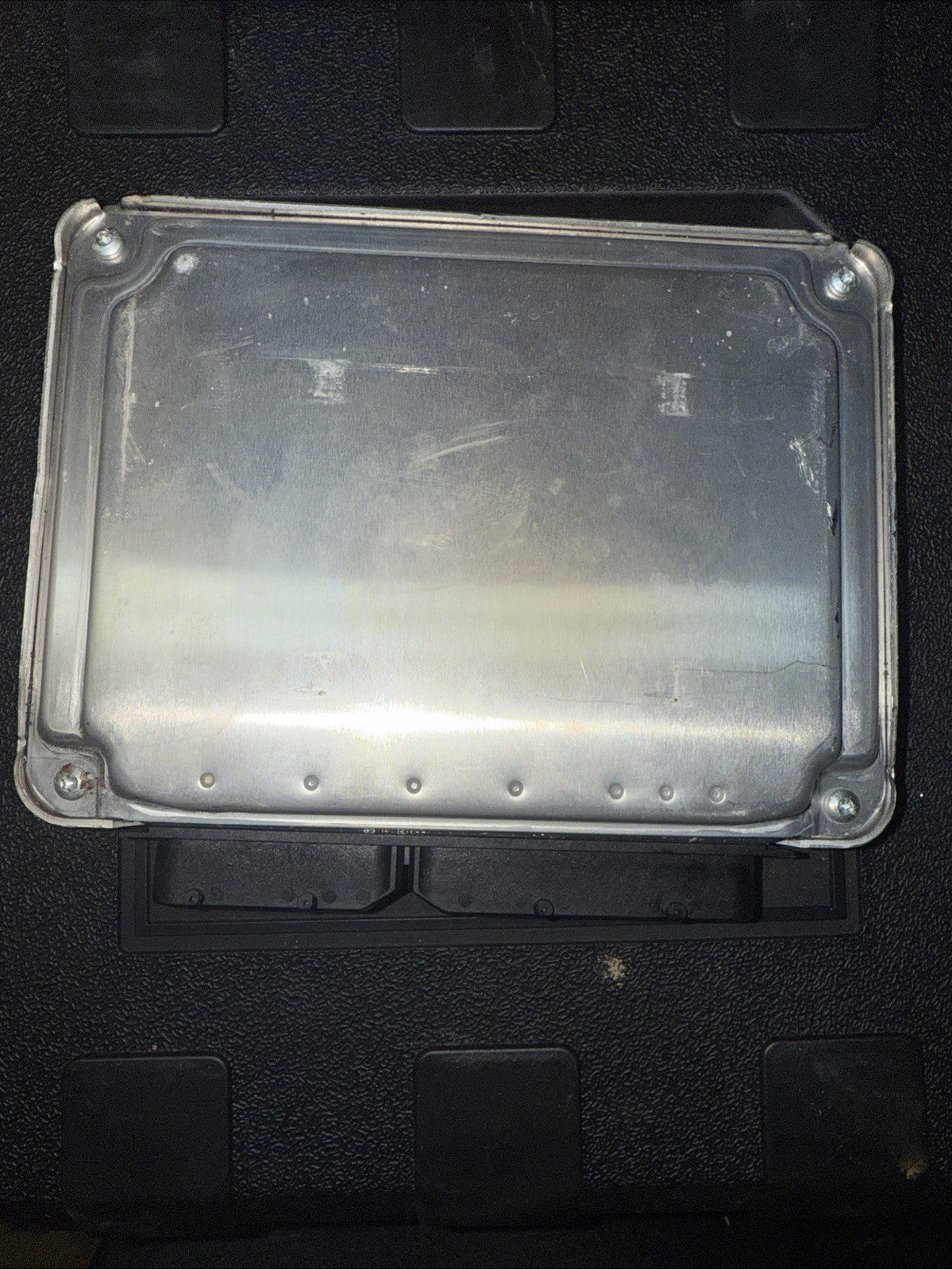 ECU ECM COMPUTER Audi A8 2003 03 2004 04 4E0 907 560