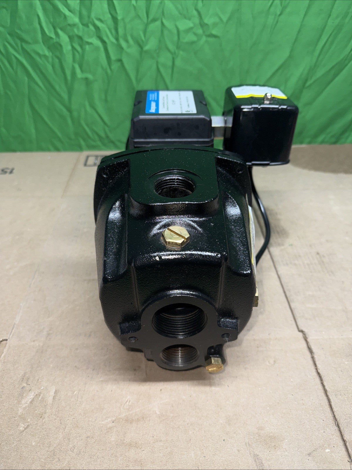 1/2 HP 115/230V Cast Iron Convertible Jet Pump Built-in Thermal Overload Prot..