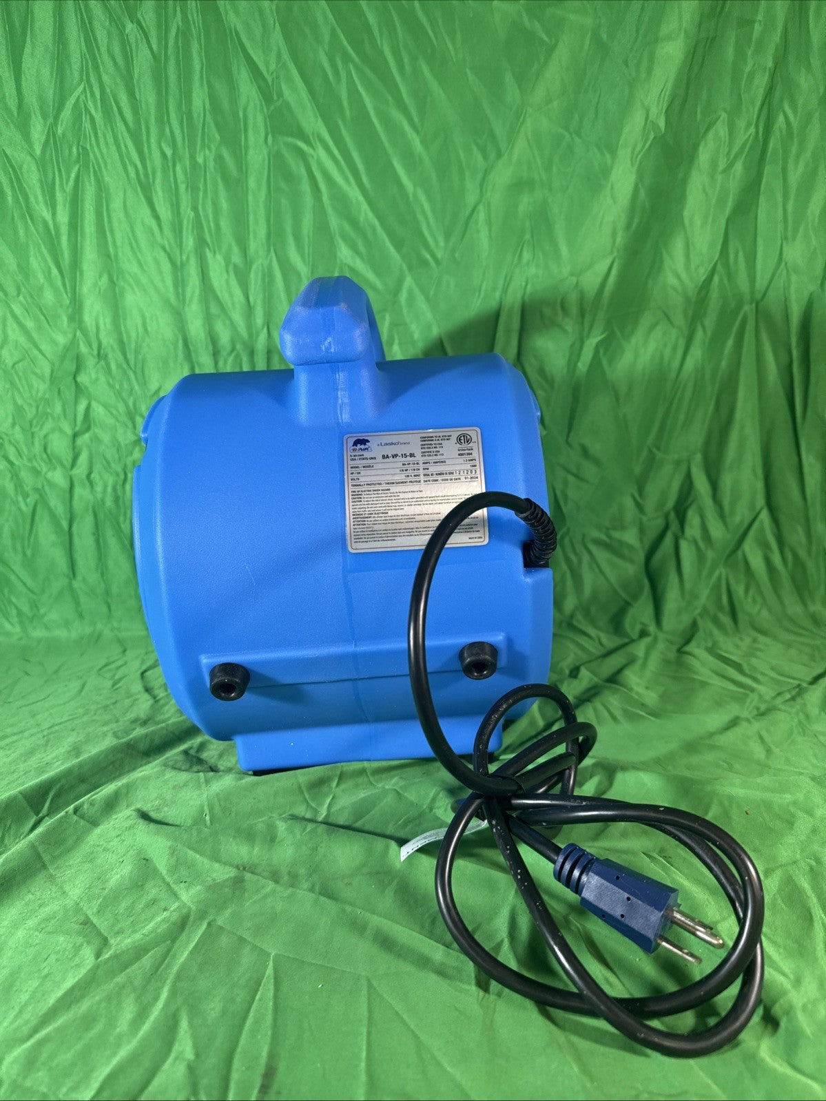 B-Air 1/8 HP Air Mover Carpet Dryer Floor Blower Fan for Home Use in Blue.