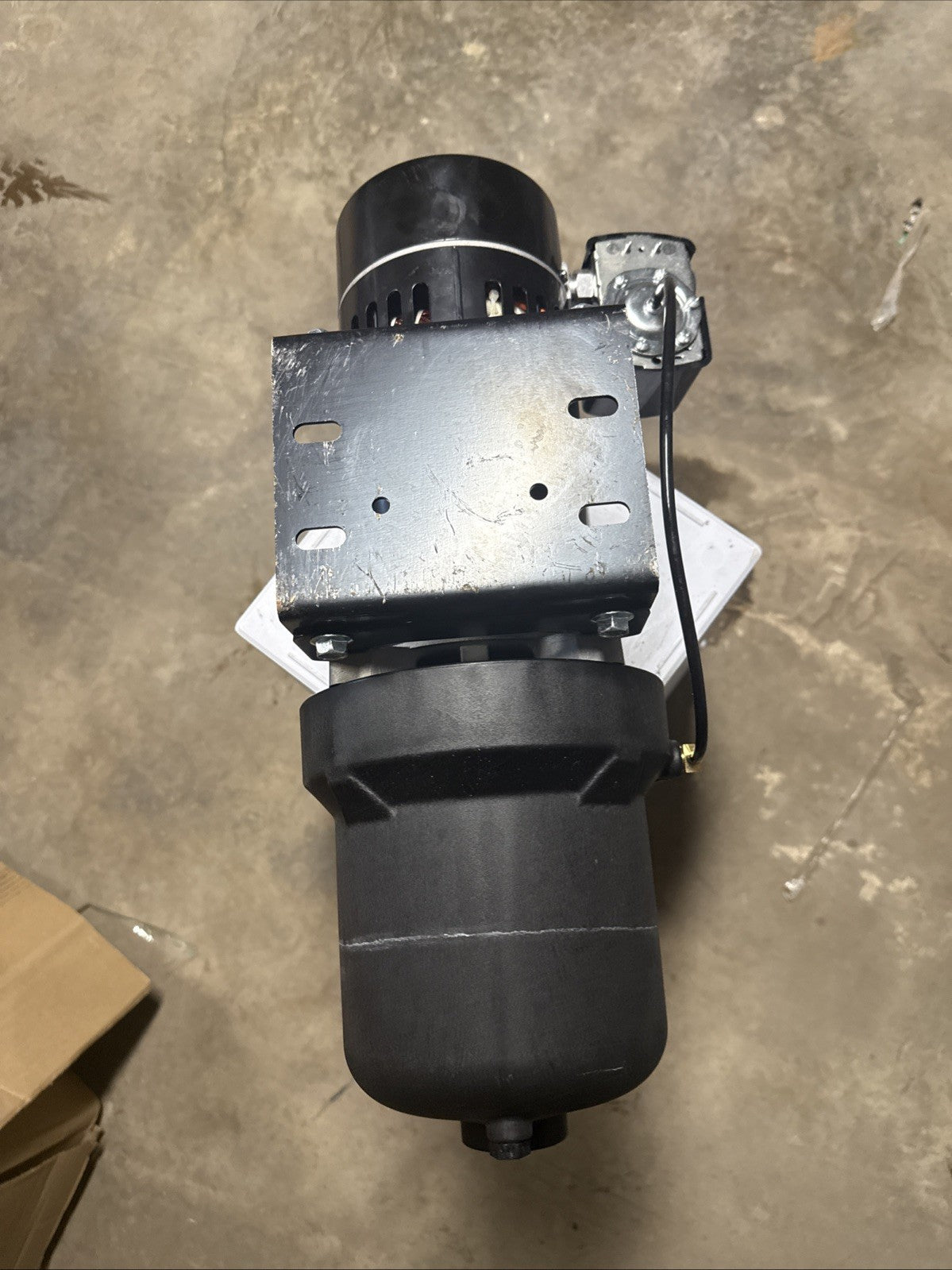 Everbilt 1/2 HP Shallow Well Jet Pump 1011677535.  *Read Description