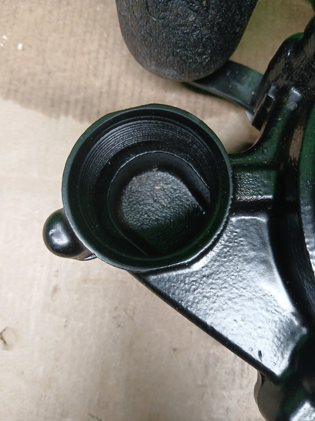 Everbilt 1/2 HP Cast Iron Sump Pump Model # HDS50 USED..