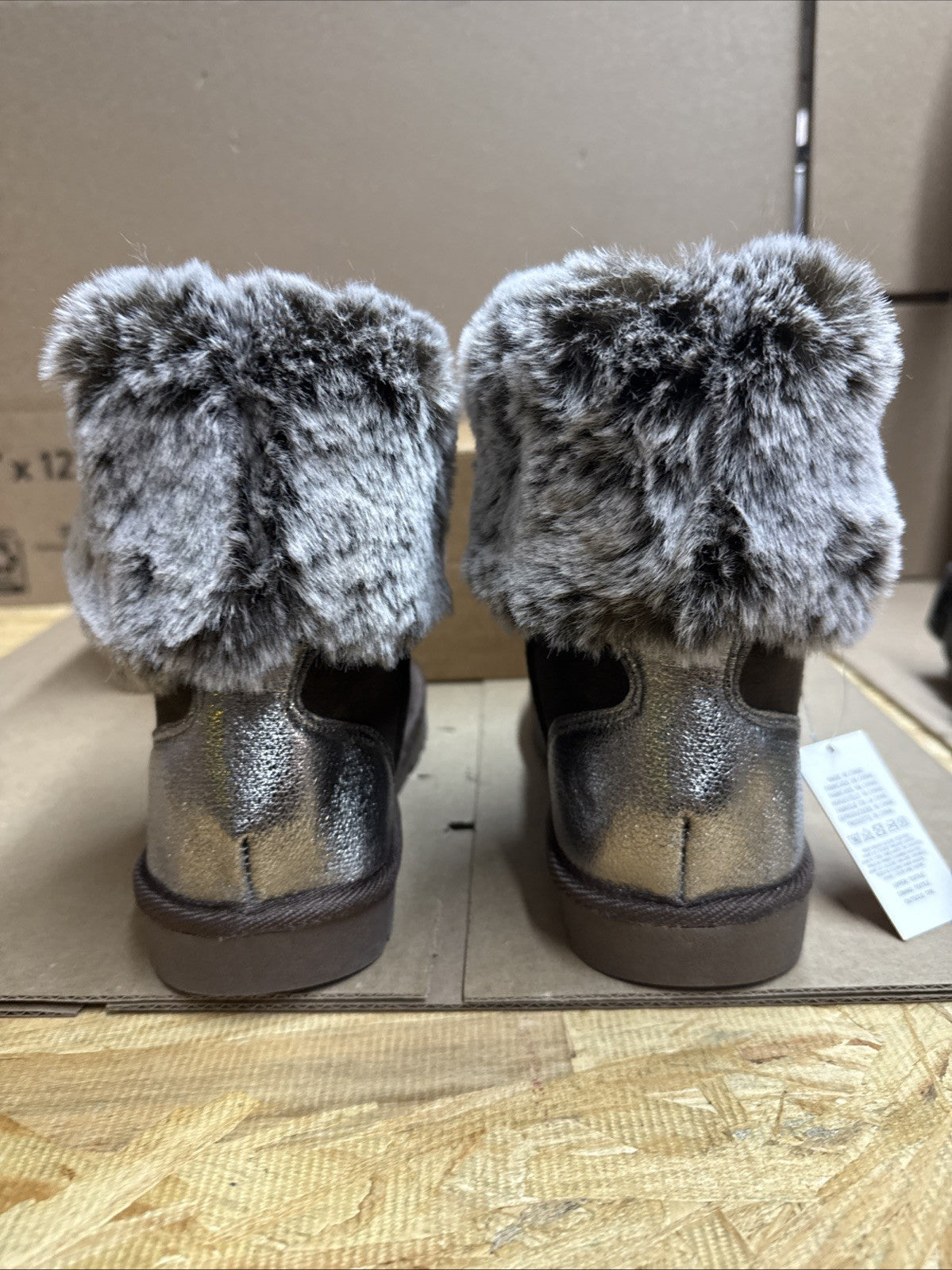 Women’s Size 8 super soft suede booties Brown Silver Flat Sole