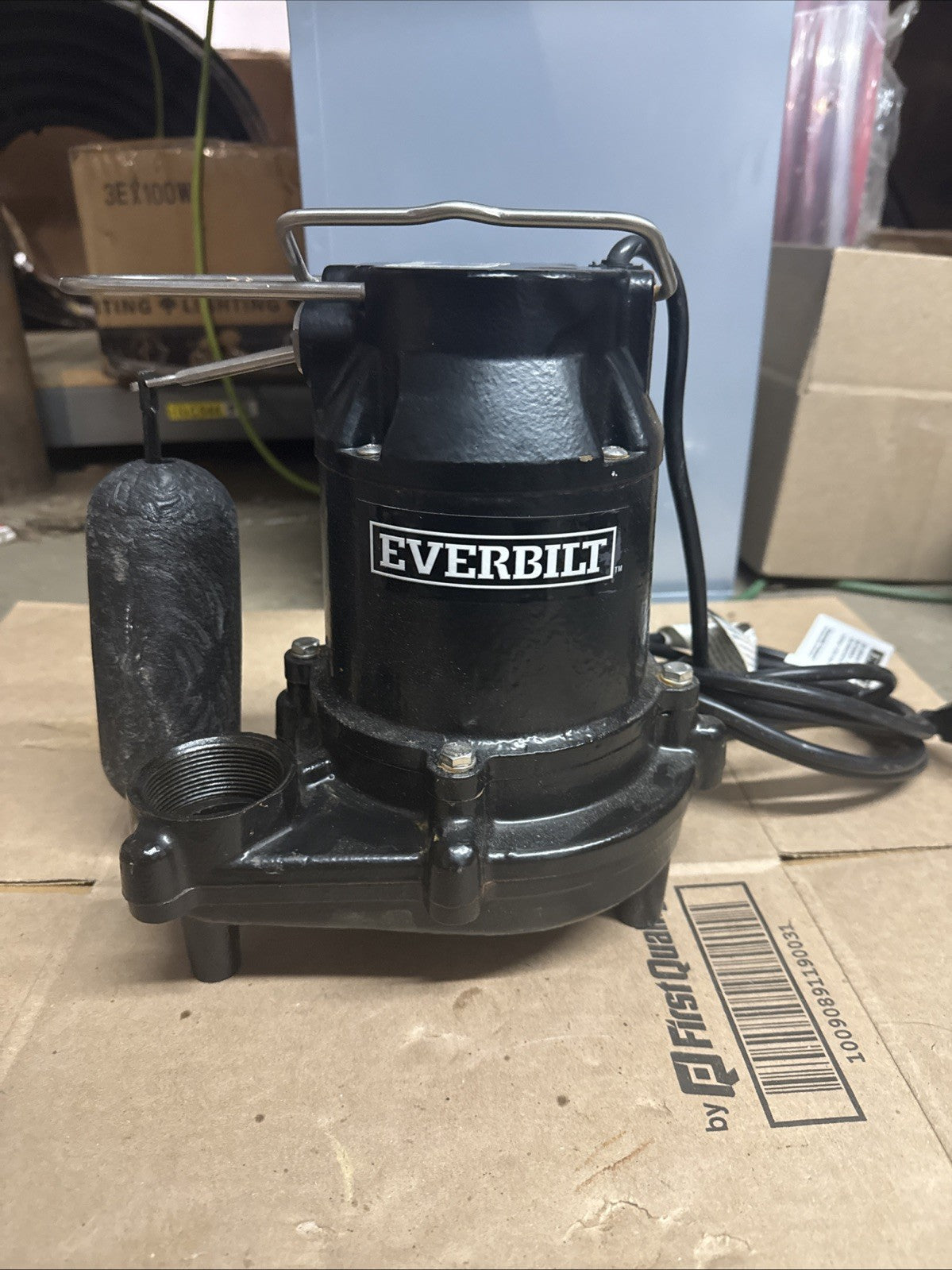 Everbilt 1/2 HP Cast Iron Sump Pump Model # HDS50 Used