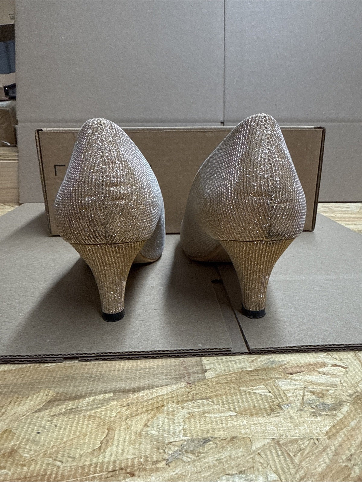 OCHENTA women’s 8 comfortable kitten heel dress shoes round toe slip on pumps