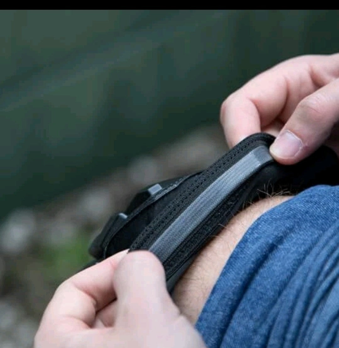 Klein Tools 60511 Heavy Duty Knee Pad Sleeves, M/L