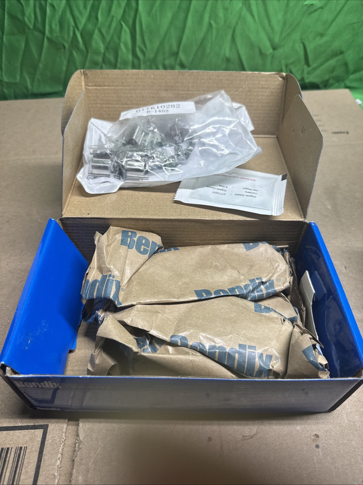 Disc Brake Pad Set-Priority One Ceramic BPR Bendix fits 09-16 Toyota Venza