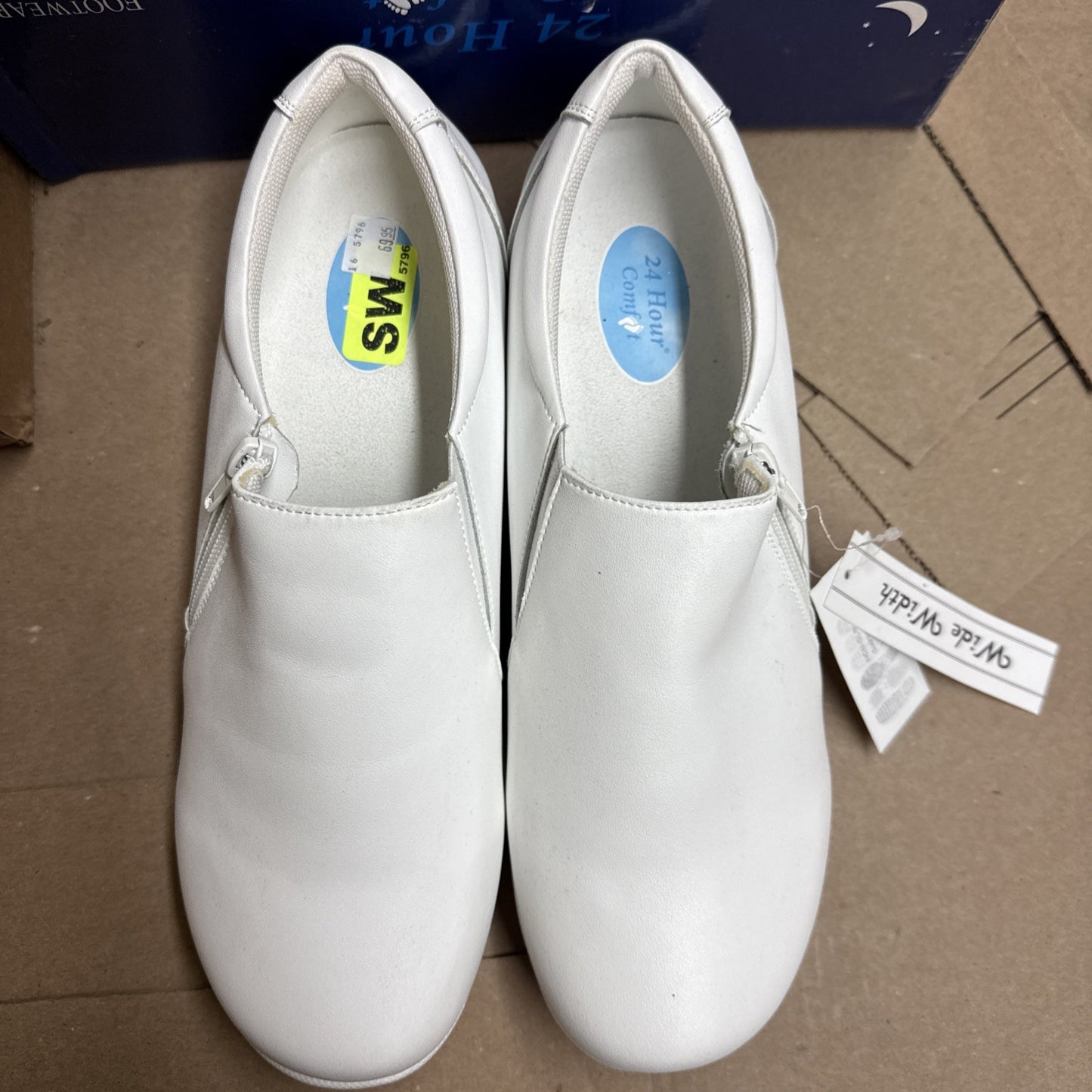 24 HOUR COMFORT Ester Women's 10.5 Wide Width Slip-On Leather Loafers Nurse