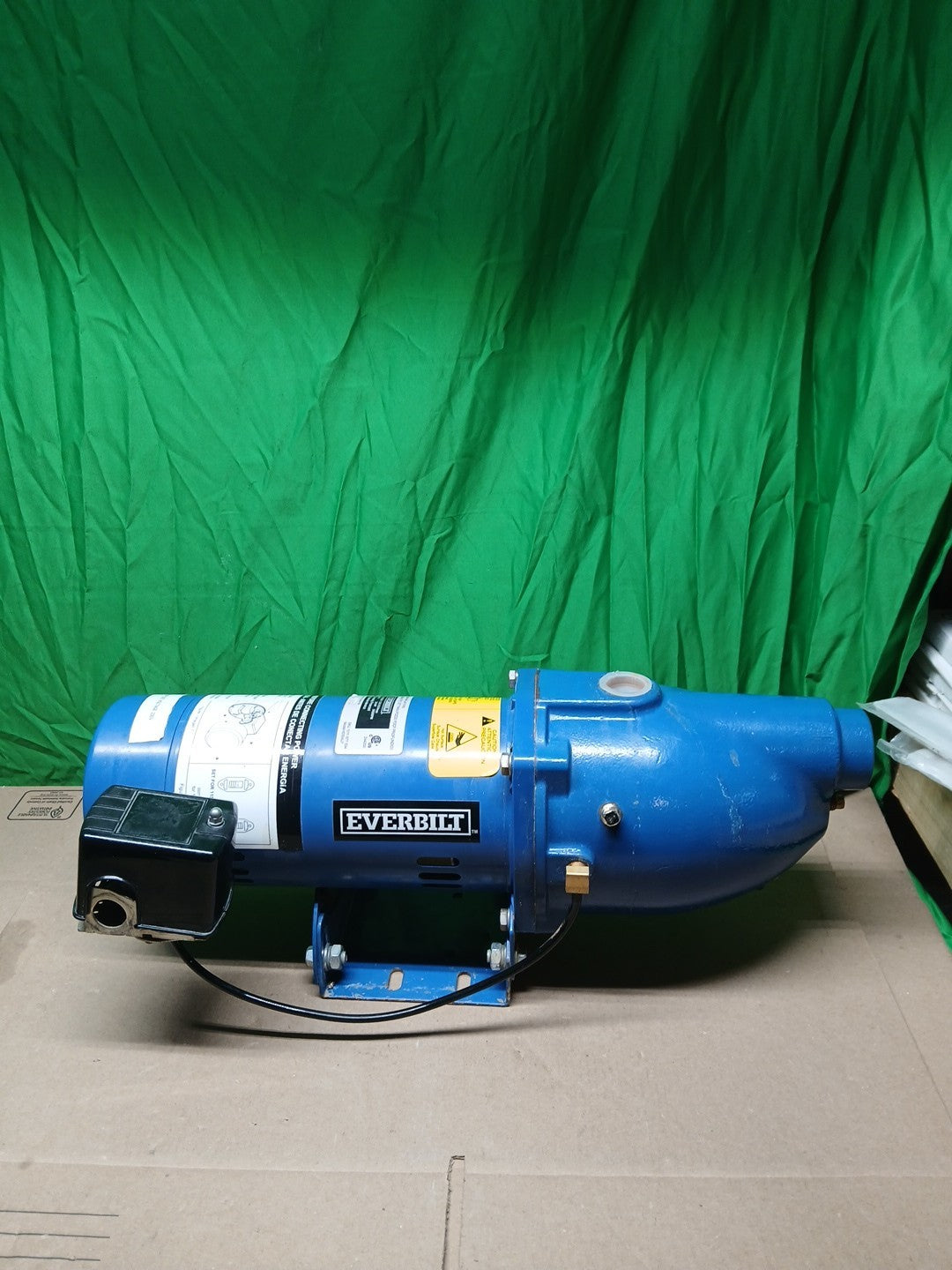 Everbilt 3/4 HP Cast Iron Shallow Well Jet Pump HDSWJ7 as is, *For Parts *