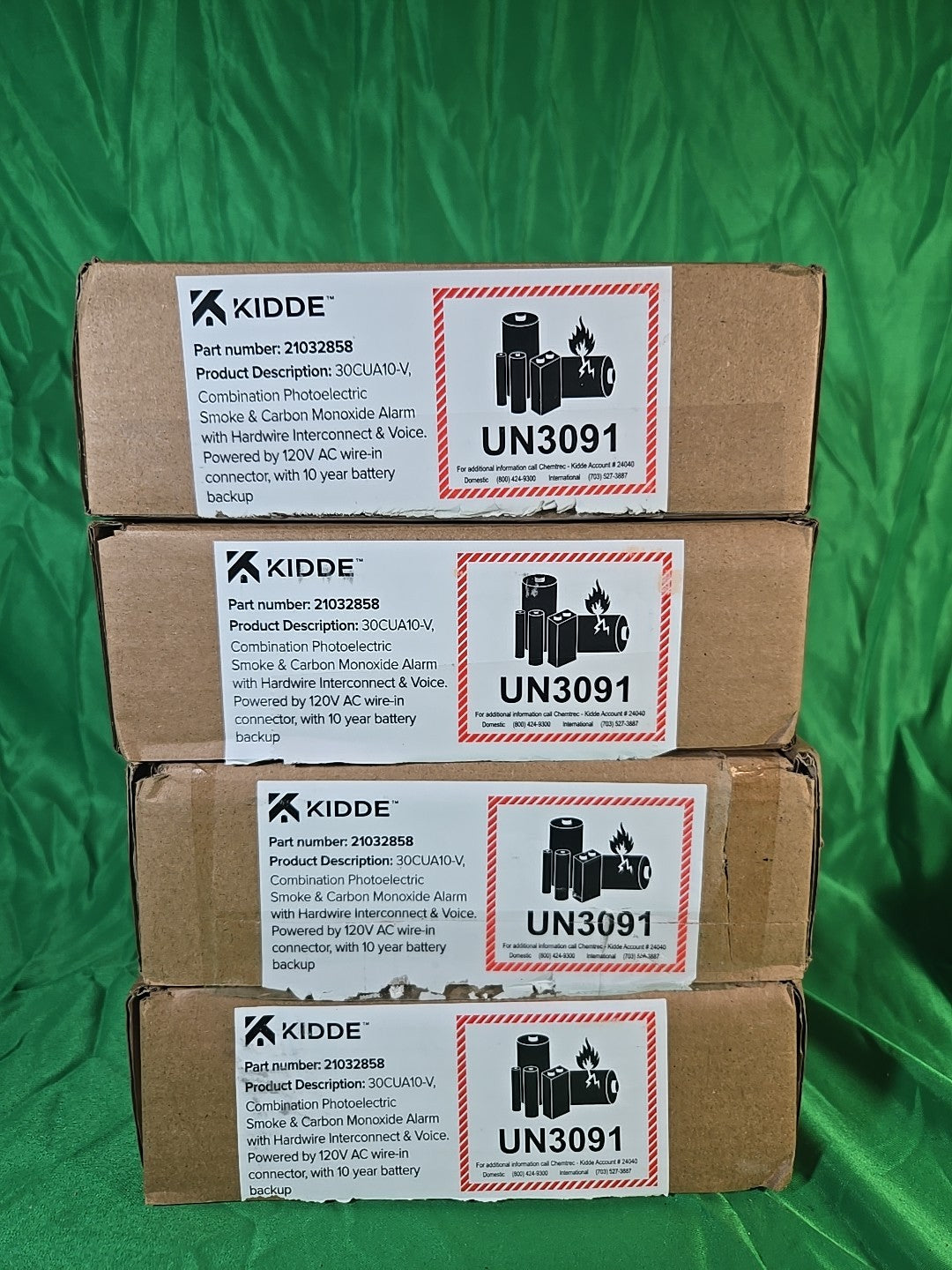 Kidde Smoke & CO Detector 30CUA10-V, Hardwired, 10-Year Battery, Voice Alerts
