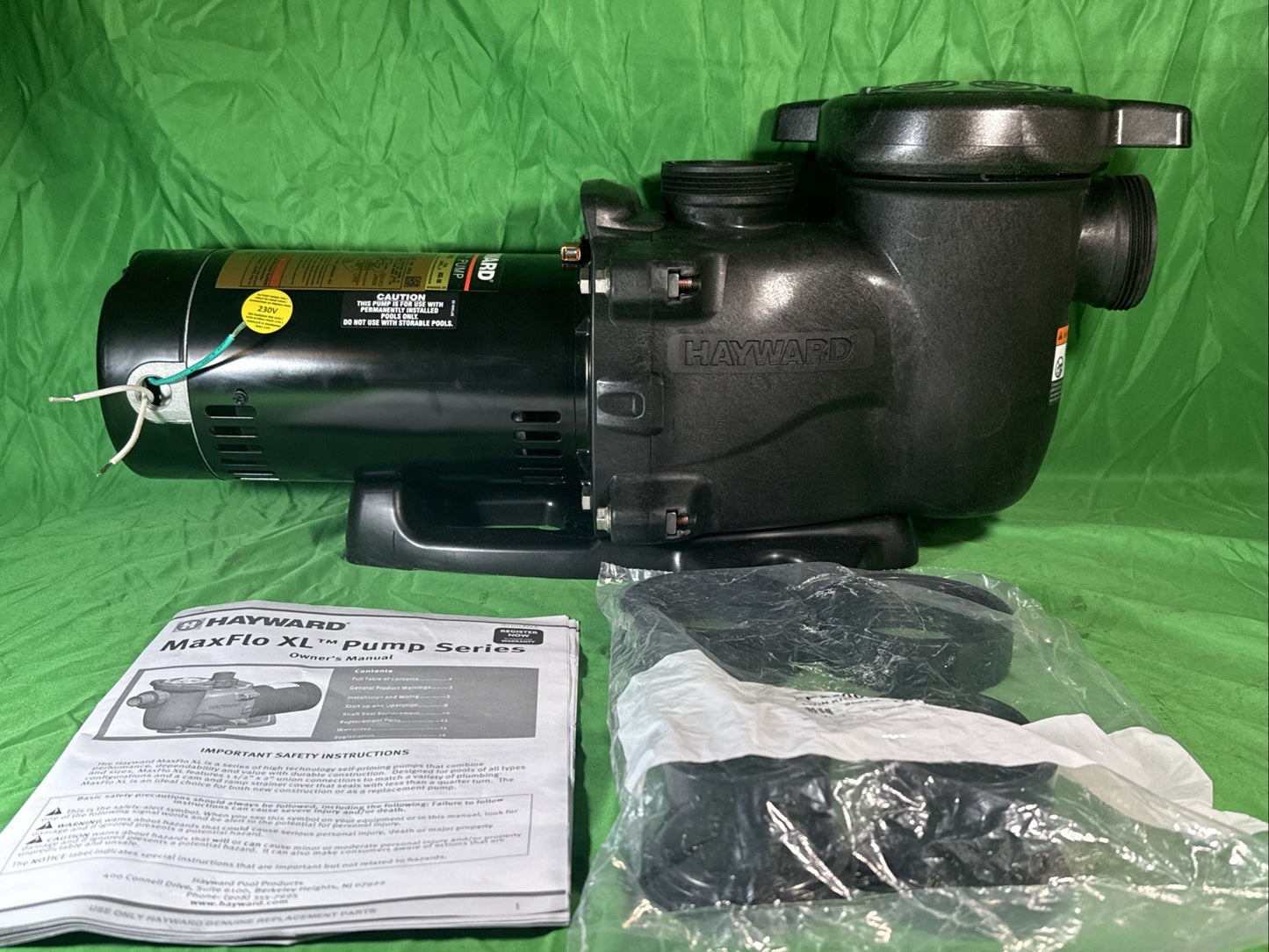 Hayward W3SP2307X10 MaxFlo XL Pool Pump, 1 HP NEW OPEN BOX
