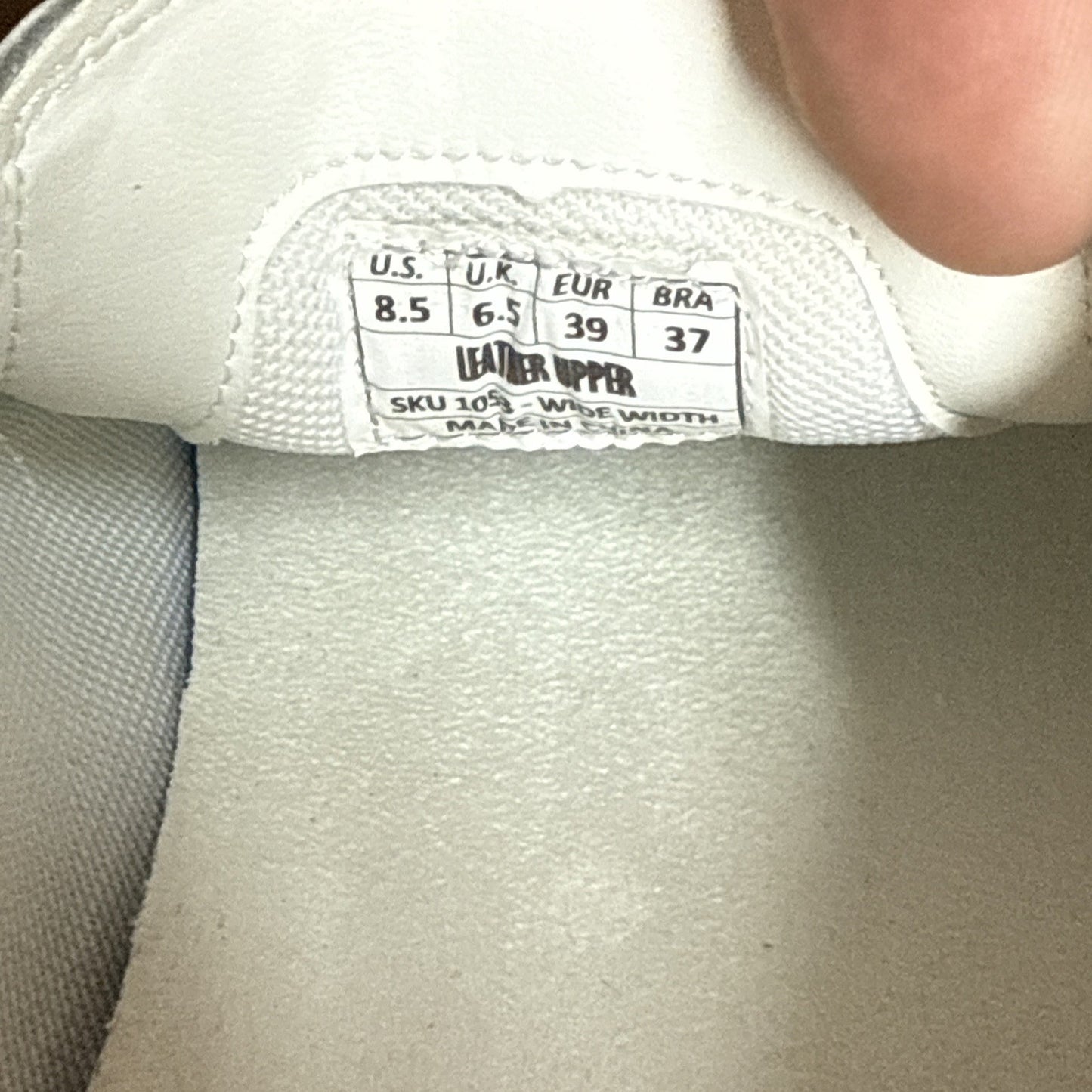 24 HOUR COMFORT Lila Women's 8.5 Wide Width Leather Slip-On Loafers Nurse