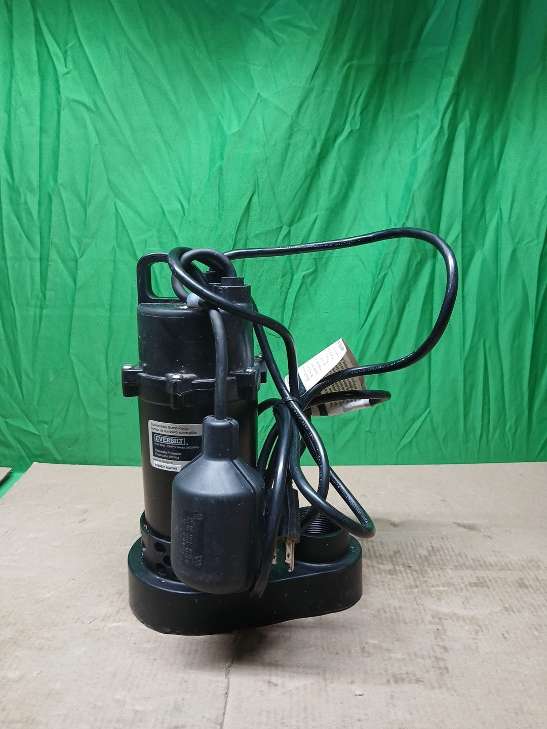 Everbilt 1/3 HP Corrosion Resistant Aluminum Sump Pump w/ Tether Switch Used....