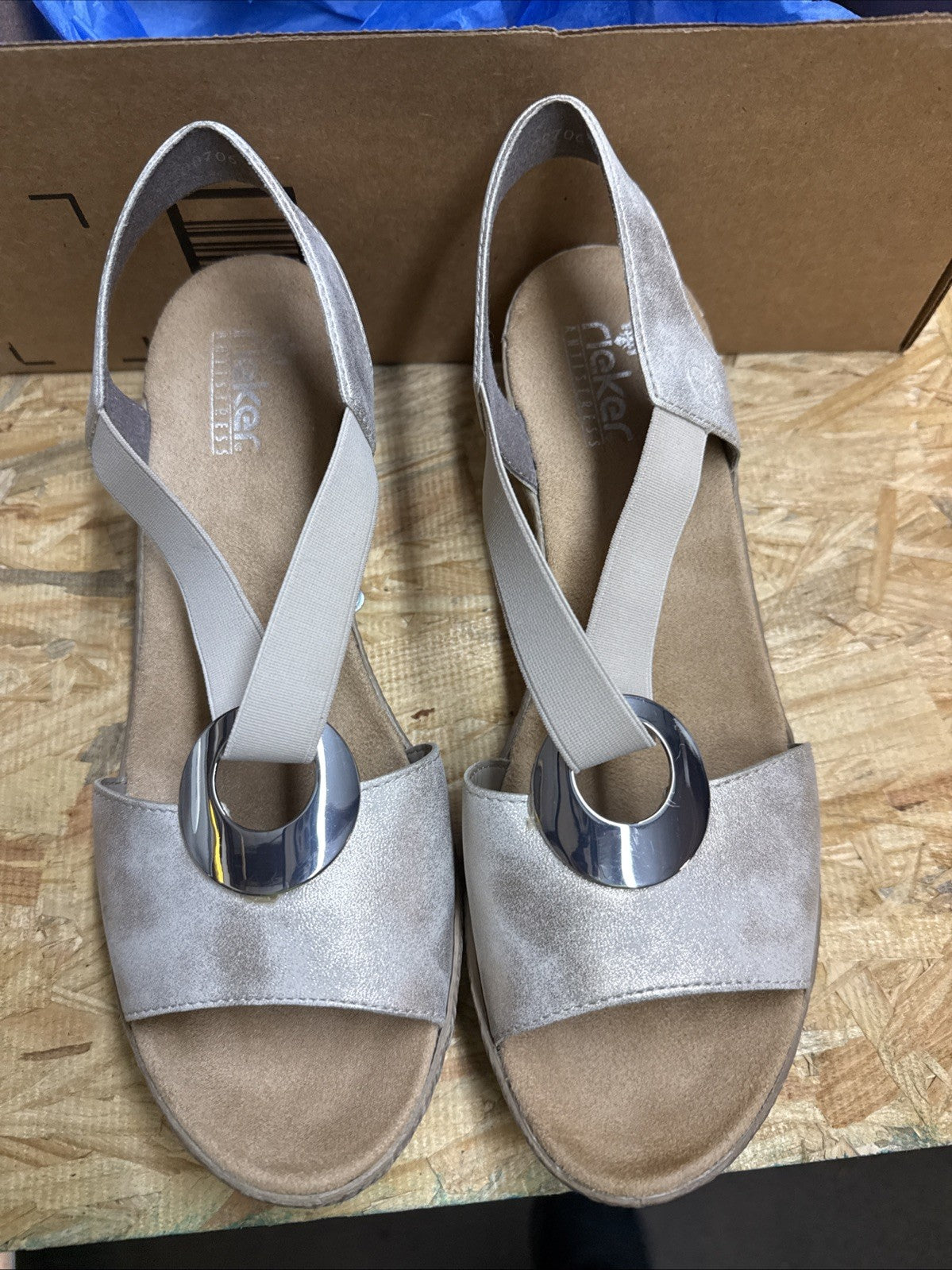 Women’s Reiker FANNI H6 Metallic gold-Size 41 /US 10 Wedge Shoes