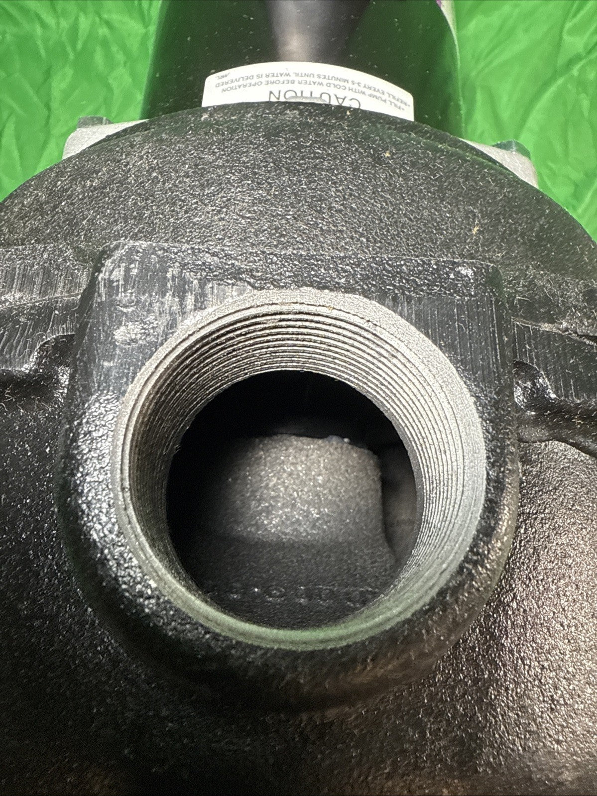 Wayne 2 HP Permanent Lawn Sprinkler Pump New Open Box Dent In Cover