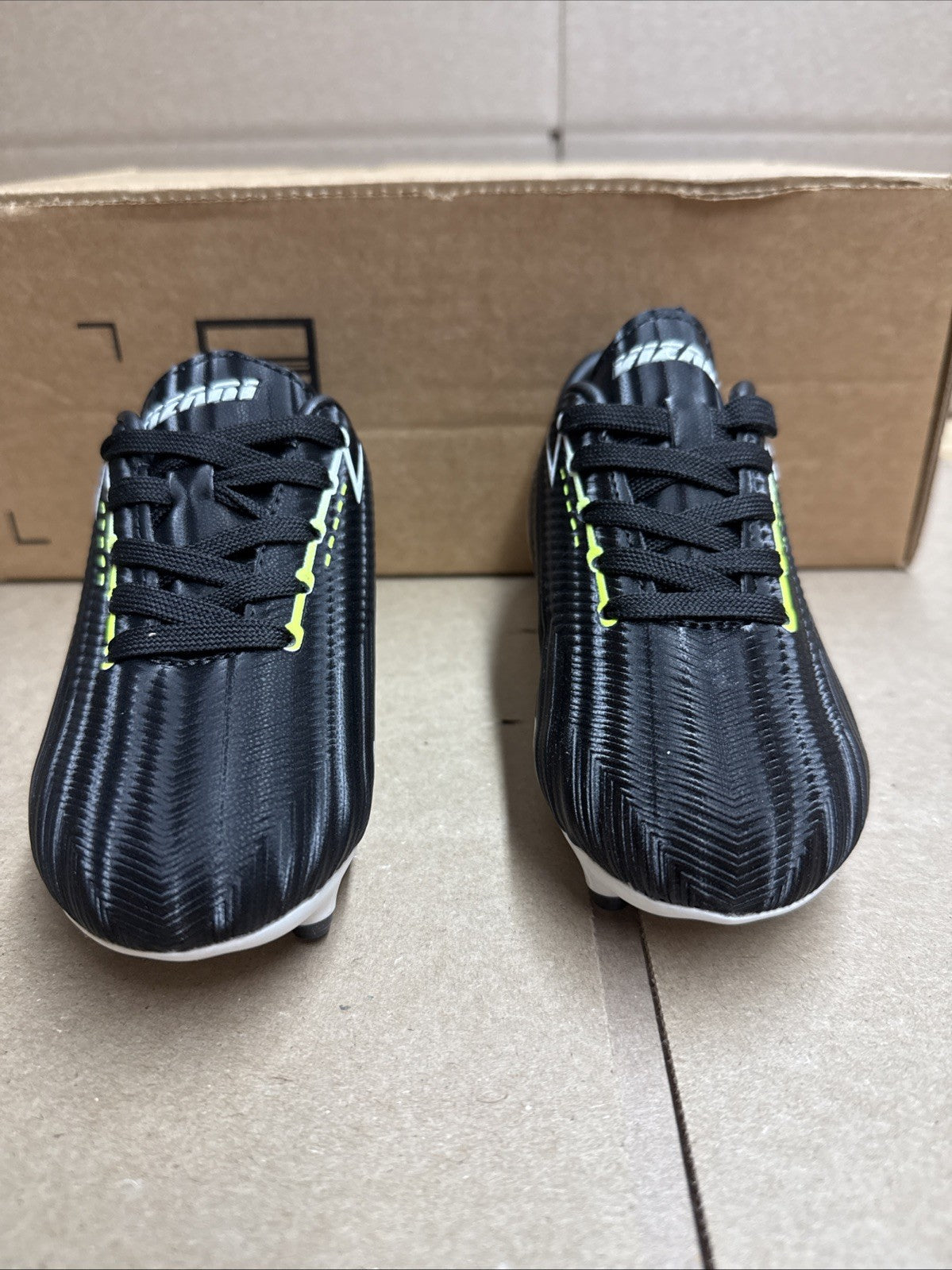 VIZARI unisex youth FG Soccer cleats Futbol Shoes Black White Size 9