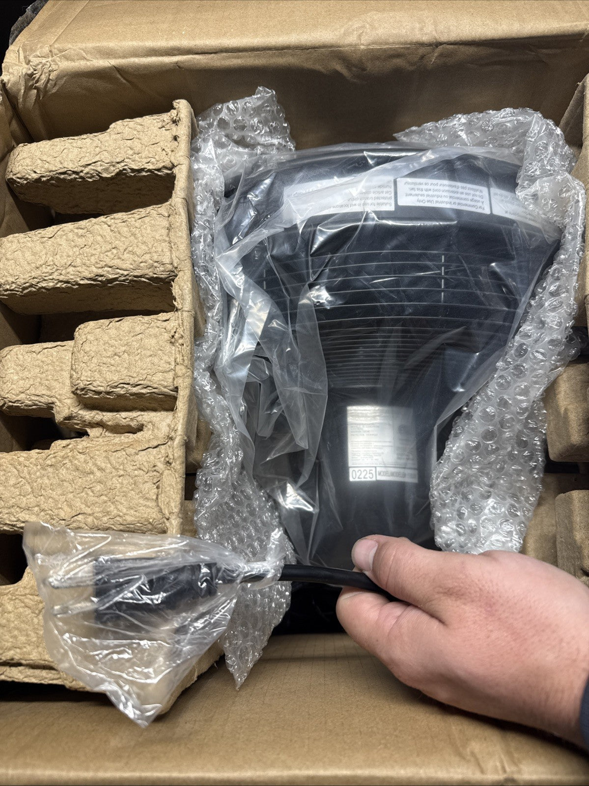 NEW OPEN BOX⚡️18"Outdoor Matte Black Oscillating Wet Rated Wall Mount Fan