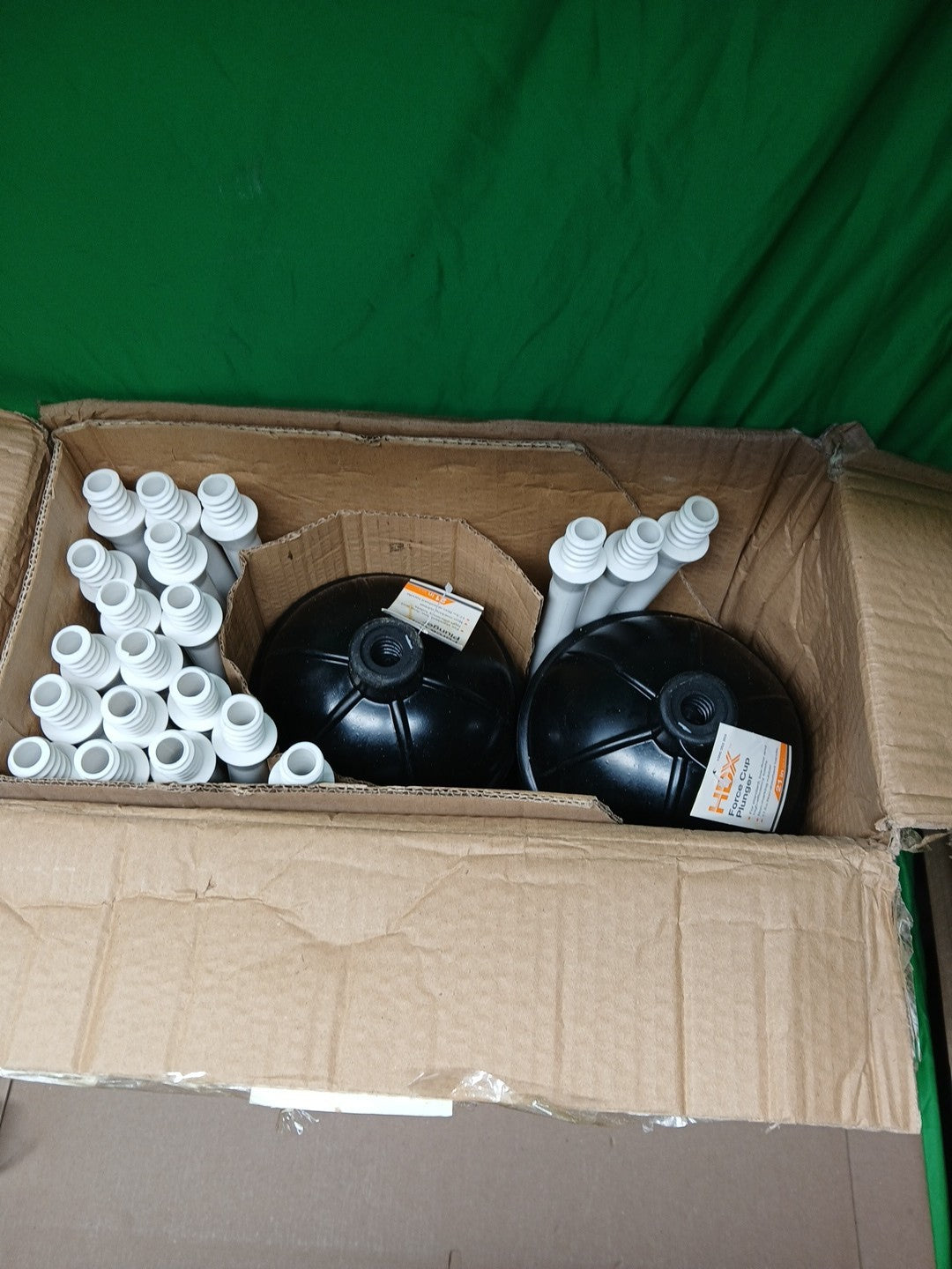 HDX High-Efficiency Toilet Plunger Plastic Rubber 22 x 6.50 1000 053 203