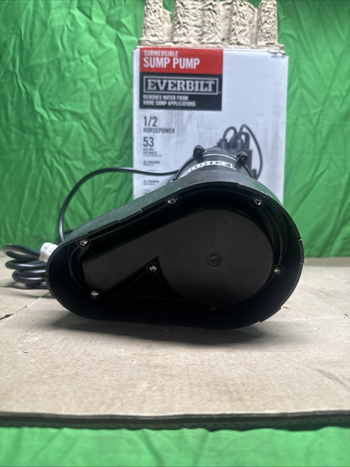 Everbilt HDSP50W 1/2 HP Submersible Aluminum Sump Pump with Tethered Switch
