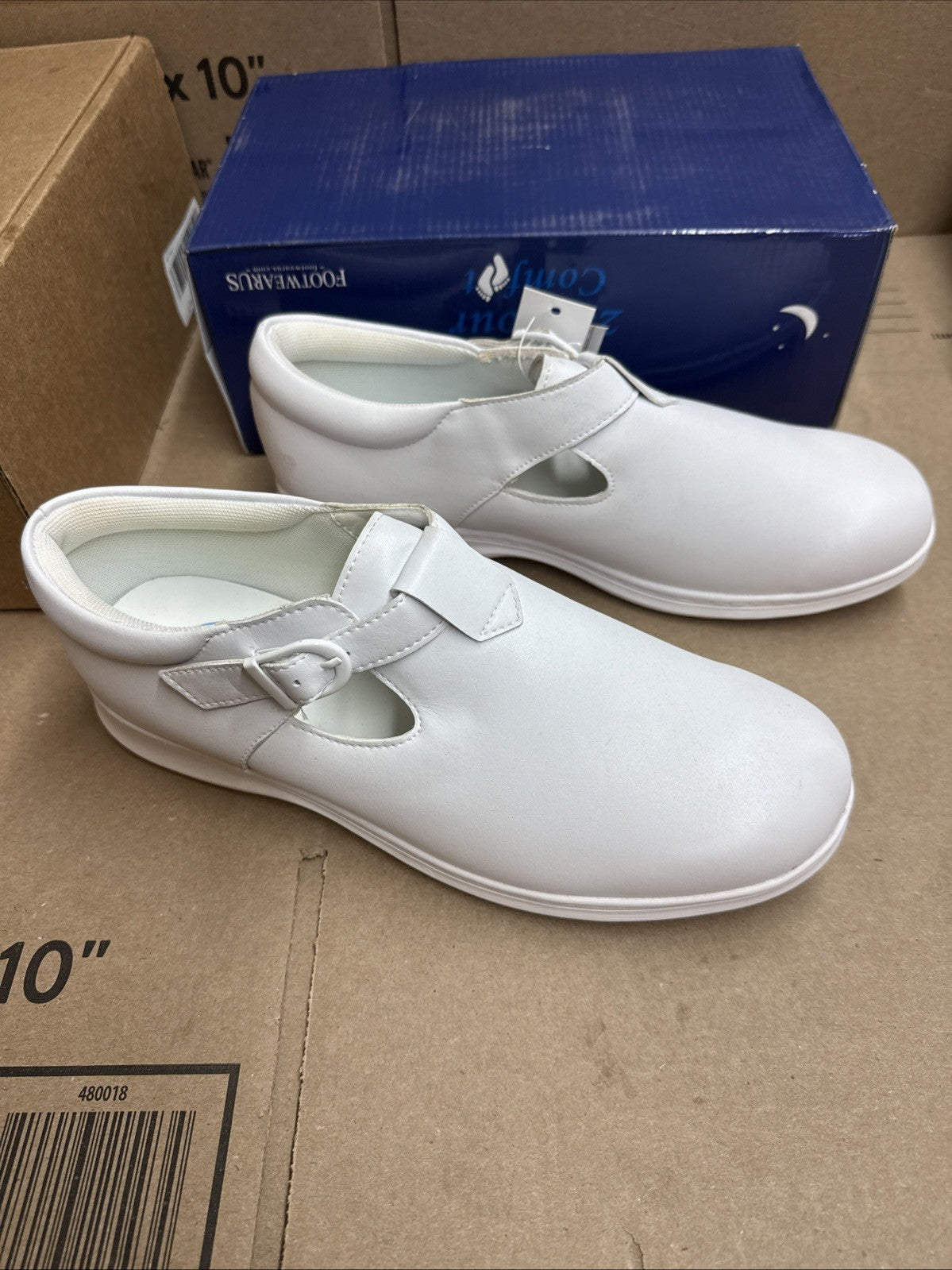 24 HOUR COMFORT Willa Women's Wide Width Leather Shoes size 10 nurse