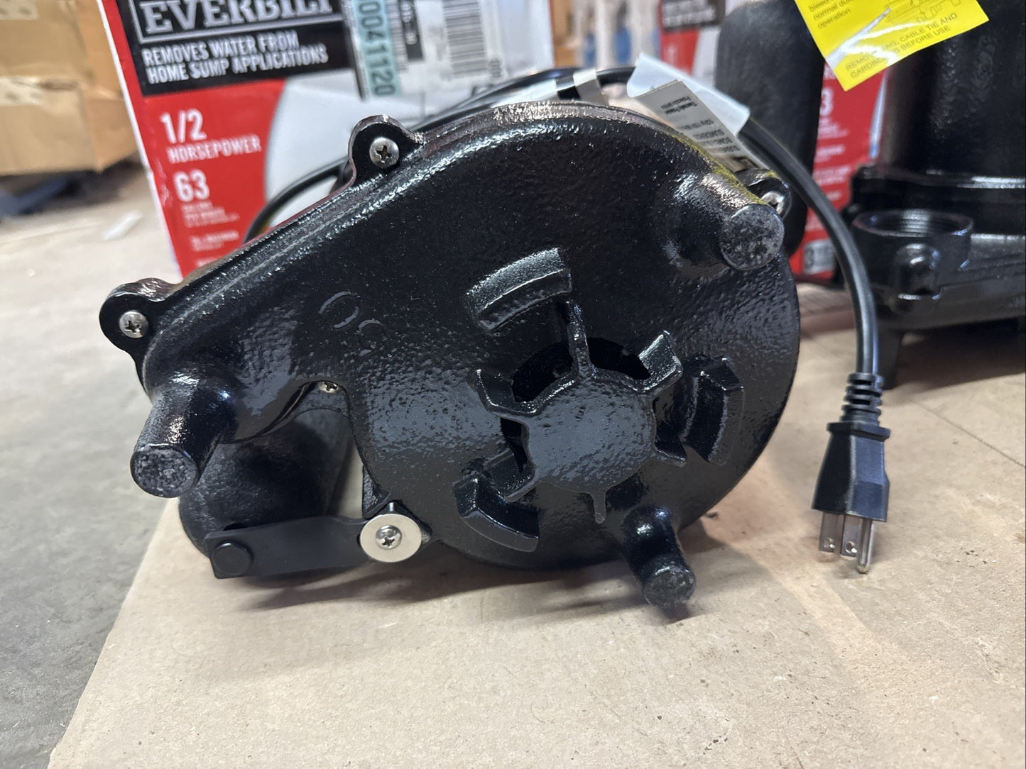 Everbilt 1/2 HP Cast Iron Sump Pump Model # HDS50 OPEN BOX