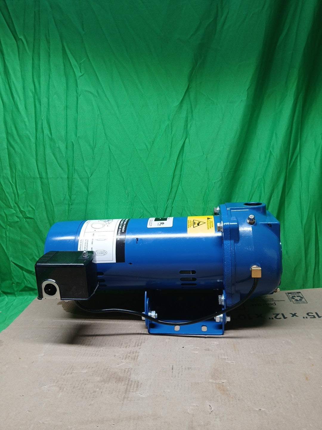 Everbilt 1 HP Professional Convertible Jet Pump NEW OPEN BOX