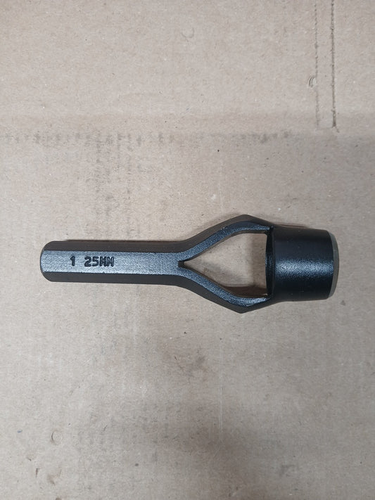 GENERAL TOOLS 1271M Arch Punch,1 in. Tip,1-1/2 in. L 36GN99