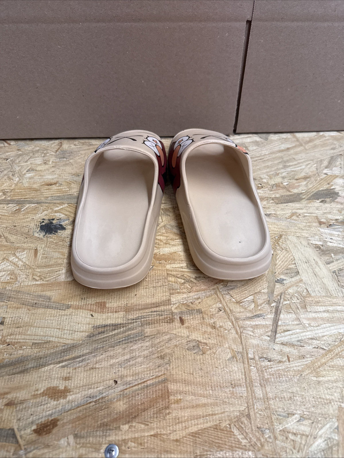 Elmo Slides Unisex. Rubber. Beach. Unbranded. Size 5 Men’s 6 Women’s 36 EU